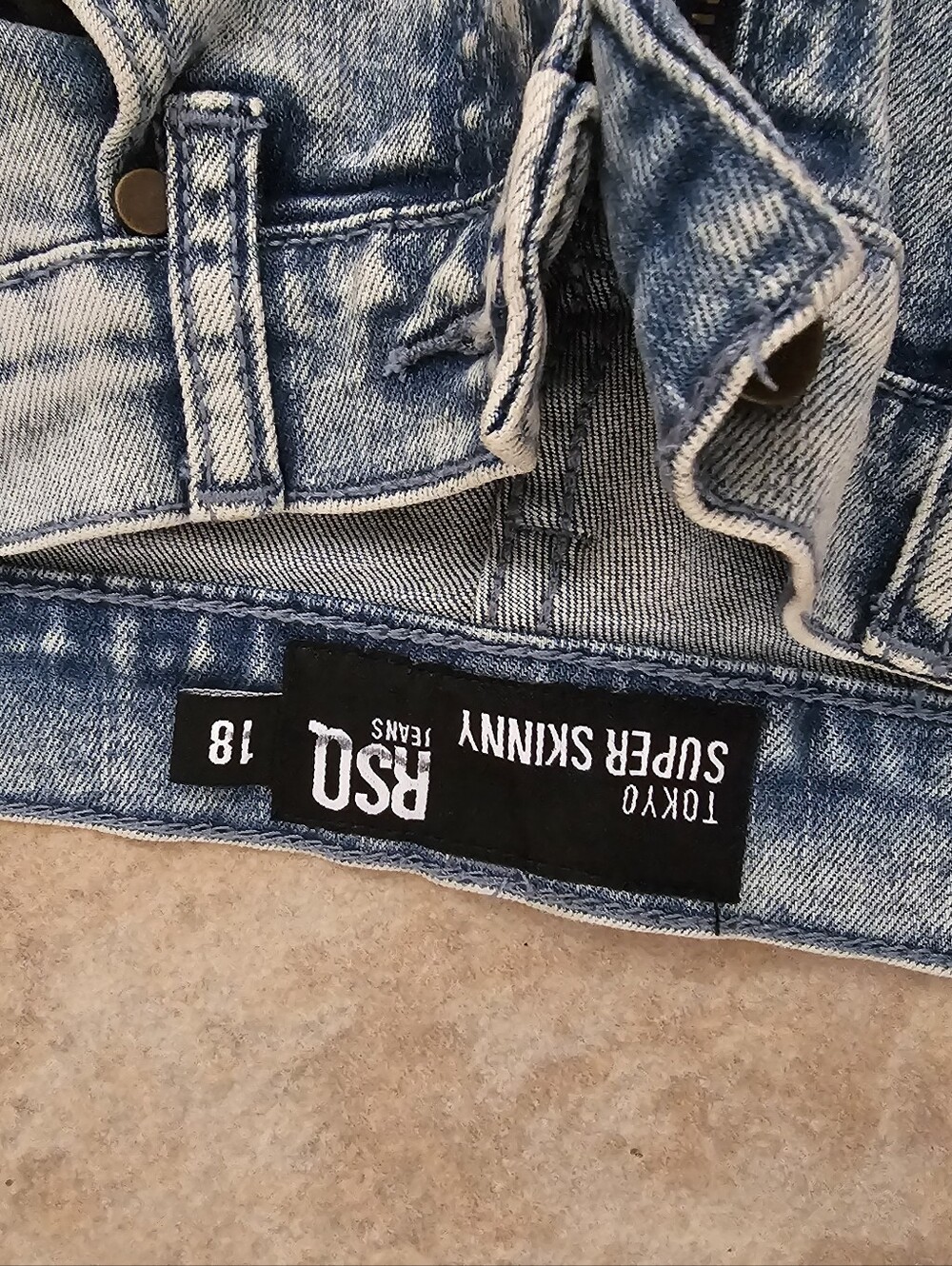 RSQ Light Blue Faded Skinny Jeans Size18